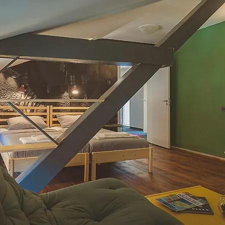 Auberge de jeunesse Temple House *